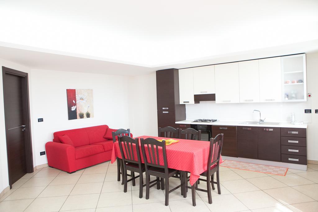 Residence Fronte Mare Santa Maria Del Focallo Room photo